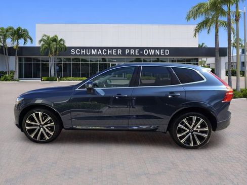 Used 2023 Volvo XC60 B5 Ultimate w/ Protection Package Premier FWD image 4