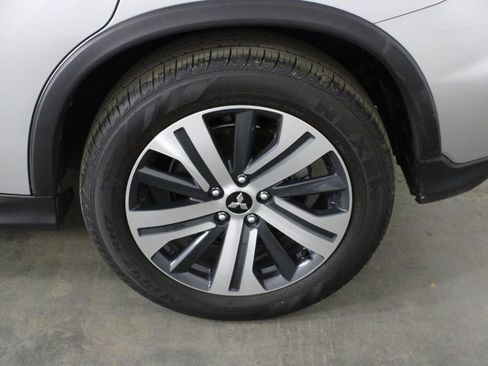 Used 2025 Mitsubishi Outlander Sport ES image 37