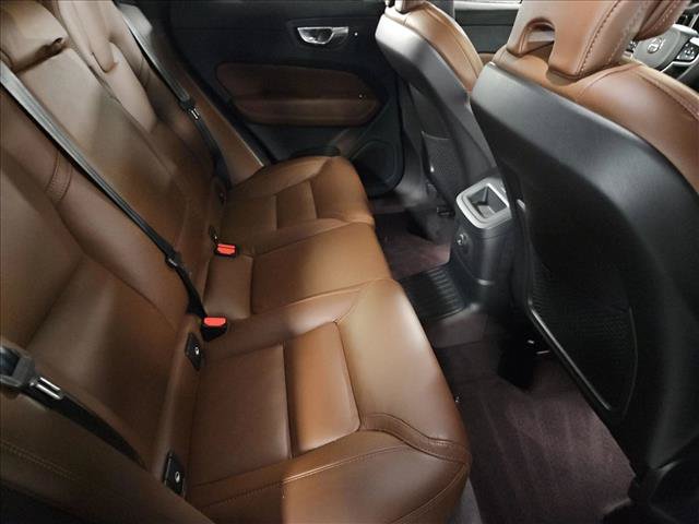 Used 2023 Volvo XC60 T8 Ultimate AWD/4WD image 20