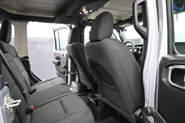 Used 2023 Jeep Wrangler Unlimited Sport AWD/4WD image 18