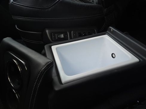 Used 2024 Mercedes-Benz Sprinter 2500 image 31