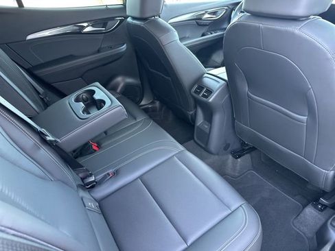 Used 2025 Buick Envision Preferred image 41