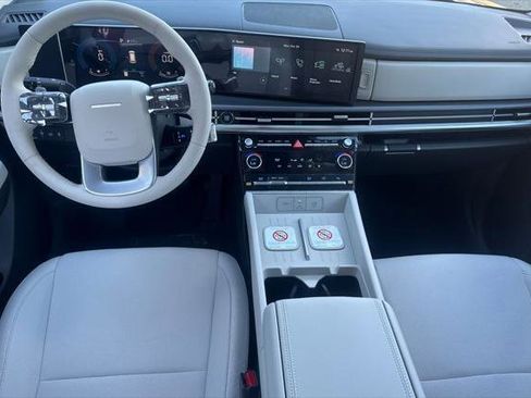 New 2026 Hyundai Santa Fe SE image 10