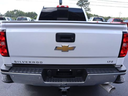 Used 2018 Chevrolet Silverado 2500 LTZ w/ Duramax Plus Package AWD/4WD image 8