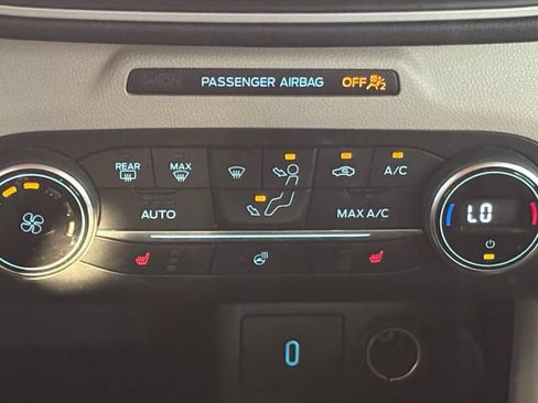 Used 2020 Ford Escape SEL FWD image 5