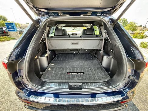 Used 2022 Mitsubishi Outlander SE AWD/4WD image 19