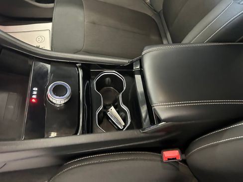 Certified 2022 Jeep Grand Cherokee L Laredo w/ Luxury Tech Group I AWD/4WD image 18