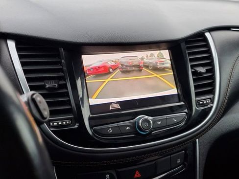 Used 2020 Chevrolet Trax Premier image 33