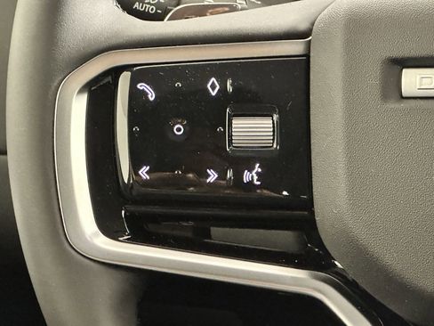 Certified 2025 Land Rover Discovery Sport S image 15