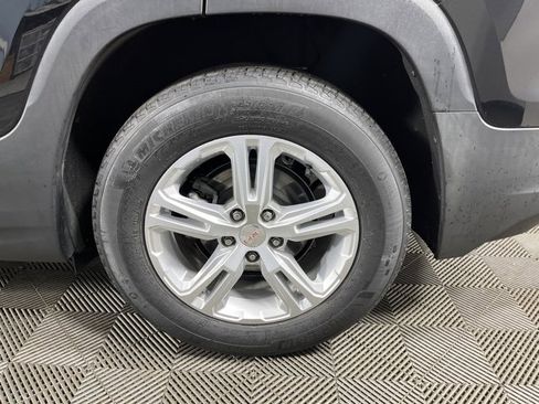 Used 2021 GMC Terrain SLE w/ Driver Convenience Package image 11