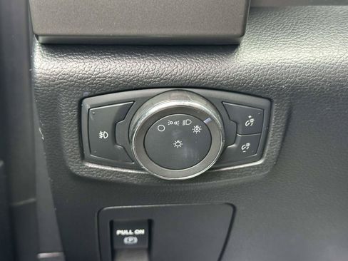Certified 2020 Ford Expedition XLT w/ Black Accent Package AWD/4WD image 32