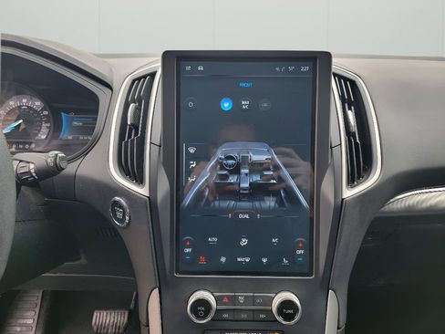 Used 2022 Ford Edge SEL w/ Sport Appearance Package image 21