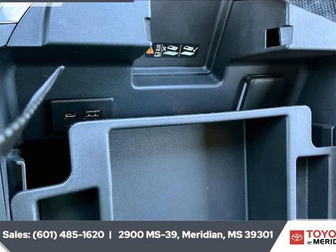 Used 2022 Chevrolet Silverado 1500 LT Trail Boss w/ LT Trail Boss Premium Package image 22