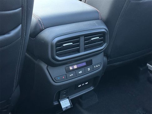 New 2025 Honda Pilot TrailSport image 19