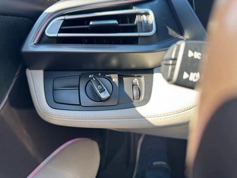 Used 2017 BMW i8 AWD/4WD image 33