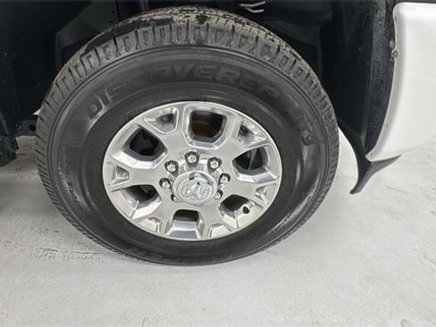 Used 2024 RAM 2500 Laramie image 9