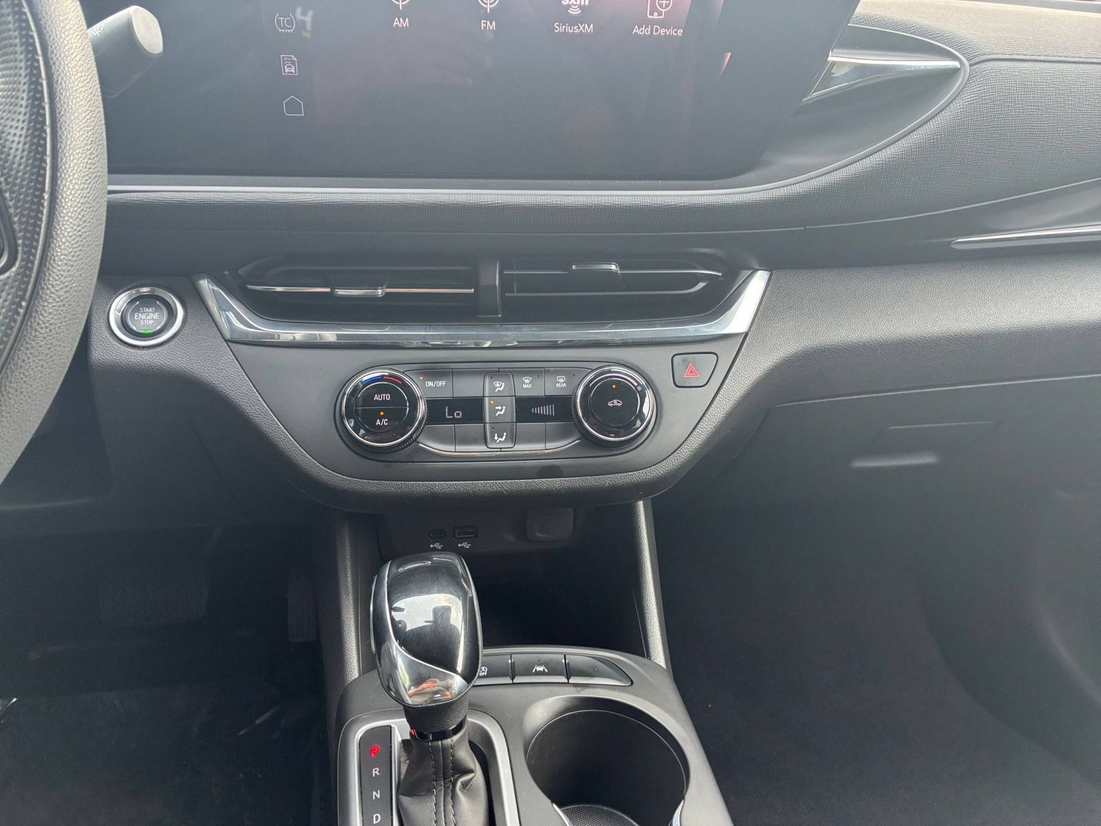 Used 2025 Buick Envista Preferred FWD image 16