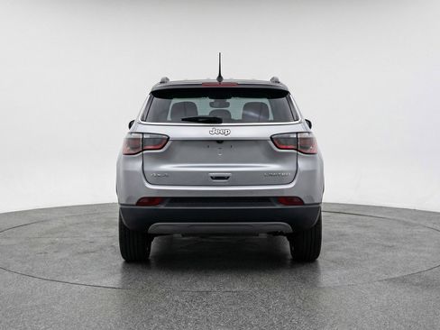 Used 2025 Jeep Compass Limited AWD/4WD image 7
