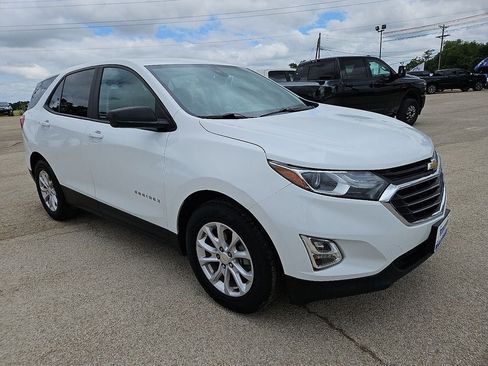 Used 2021 Chevrolet Equinox LS w/ LS Convenience Package FWD image 10