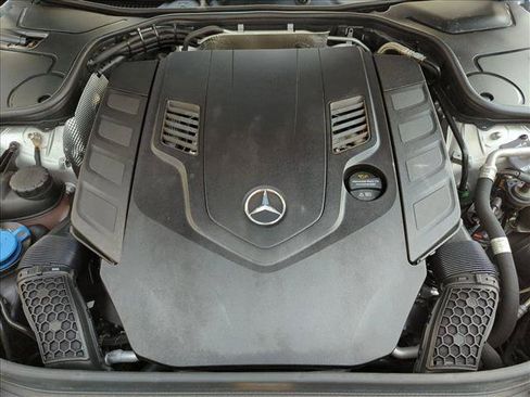 Certified 2020 Mercedes-Benz Maybach S 560 4MATIC image 24