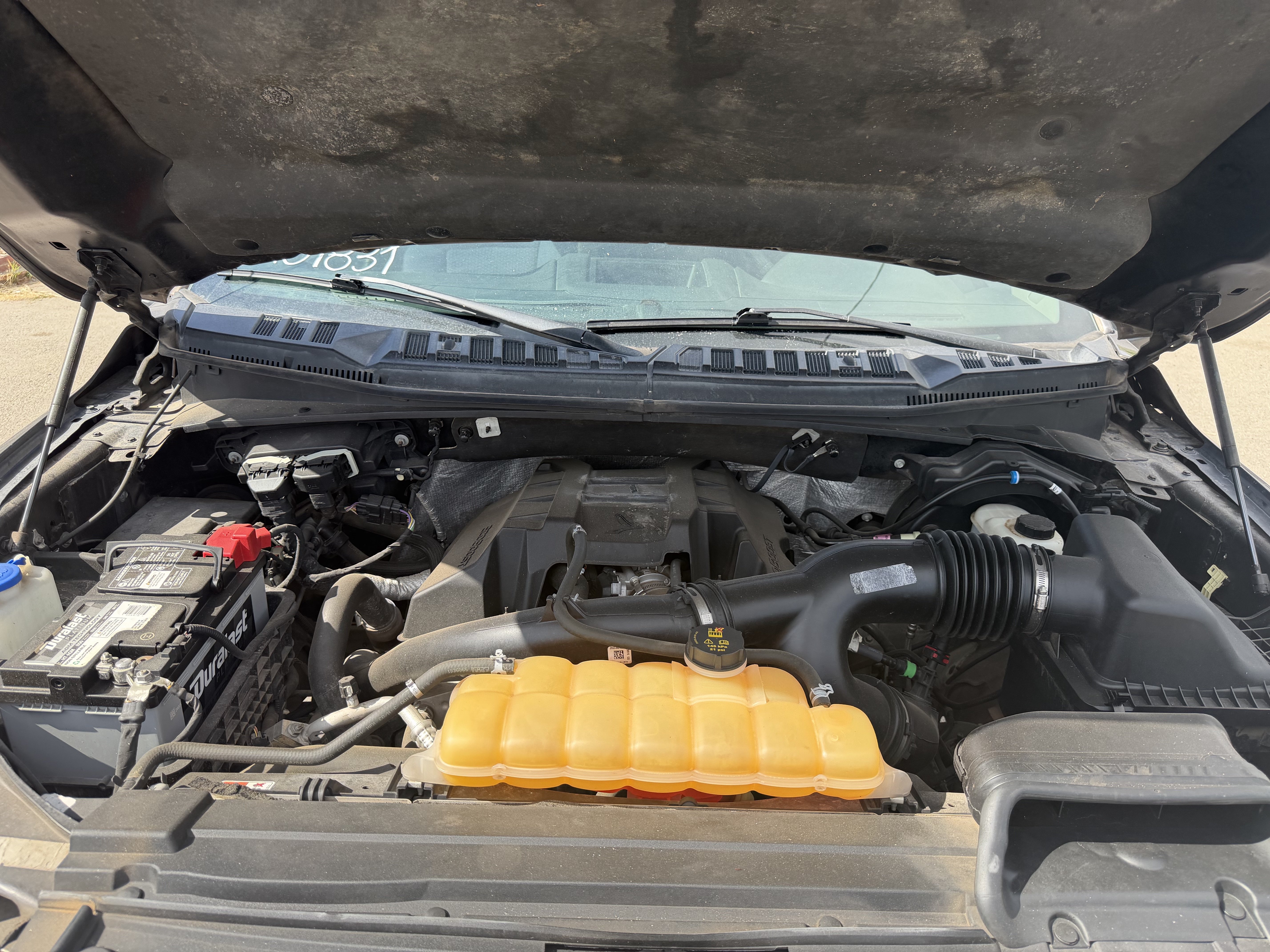 Used 2015 Ford F150 XLT AWD/4WD image 22