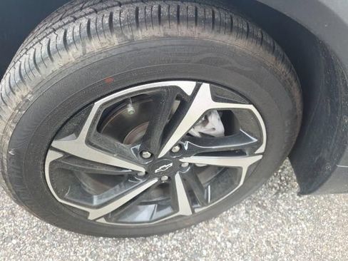 Used 2023 Chevrolet TrailBlazer RS w/ Sun and Liftgate Package FWD image 22