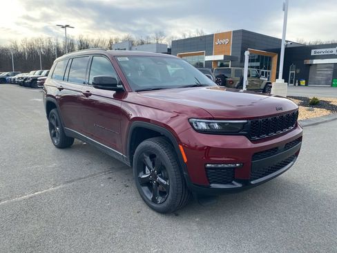 New 2025 Jeep Grand Cherokee L Limited w/ Black Appearance Package image 1
