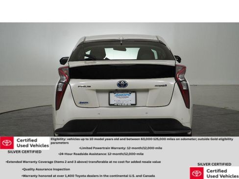 Certified 2017 Toyota Prius Three Touring FWD image 5