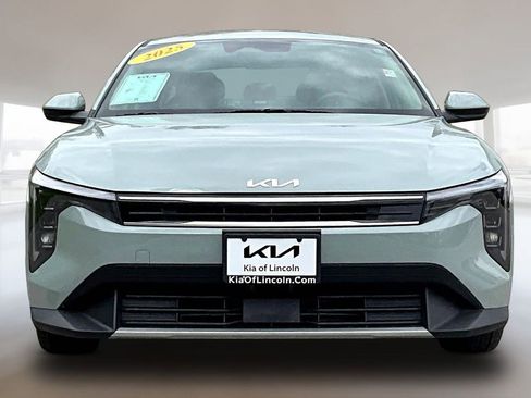 Certified 2025 Kia K4 EX FWD image 2