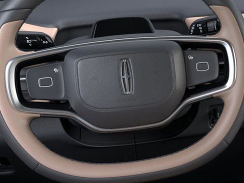 New 2025 Lincoln Navigator L Black Label image 16