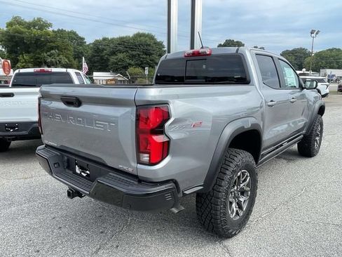 New 2026 Chevrolet Colorado ZR2 w/ Technology Package AWD/4WD image 3