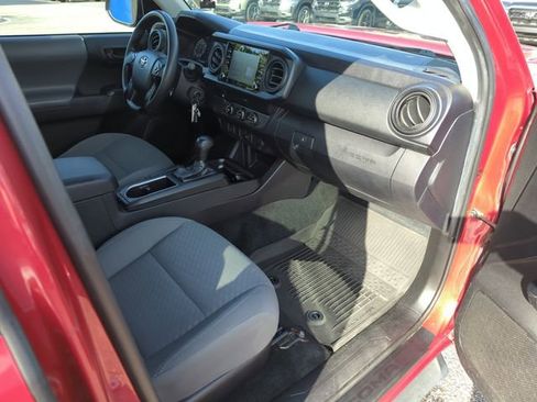 Used 2021 Toyota Tacoma SR w/ SR Convenience Package image 33