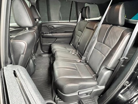 Used 2023 Honda Passport TrailSport image 16