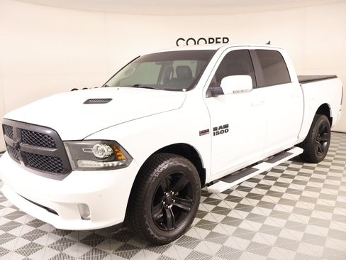 Used 2018 RAM 1500 Sport w/ Convenience Group AWD/4WD image 11