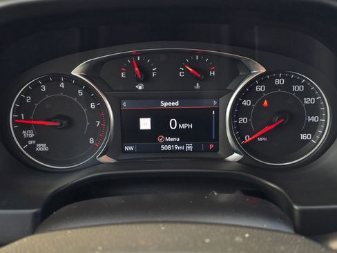 Used 2023 GMC Acadia SLT image 15