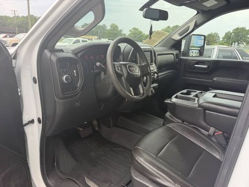 Used 2020 GMC Sierra 2500 2WD Crew Cab w/ Convenience Package image 11