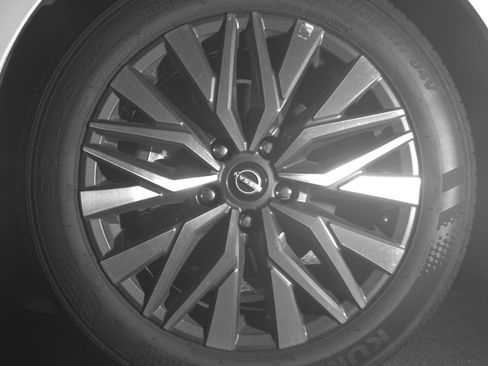 Used 2025 Nissan Altima 2.5 SV FWD image 12