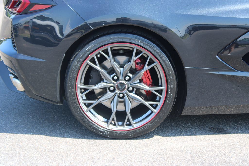 Used 2023 Chevrolet Corvette Stingray Premium Cpe w/ Z51 Performance Package RWD image 13