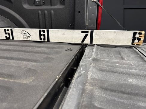 Used 2025 Ford F250 XLT w/ Black Appearance Package image 15