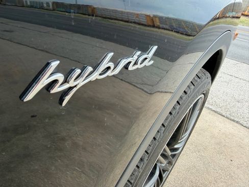 Used 2014 Porsche Cayenne S image 35