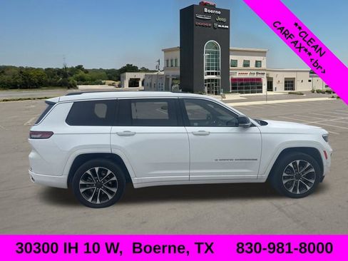 Used 2023 Jeep Grand Cherokee L Overland w/ Luxury Tech Group IV AWD/4WD image 2