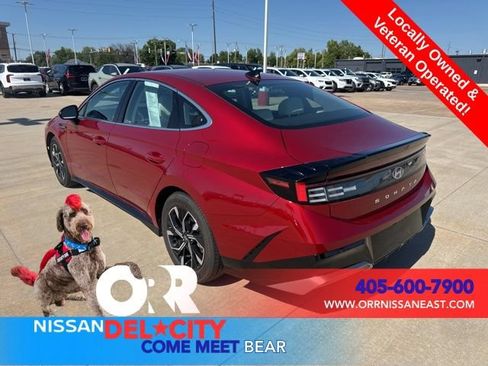 Used 2025 Hyundai Sonata SEL FWD image 3