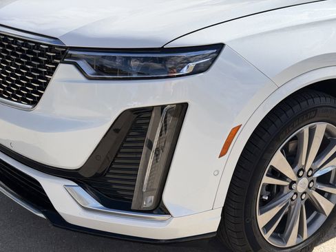 Certified 2024 Cadillac XT6 Premium Luxury w/ Technology Package image 8