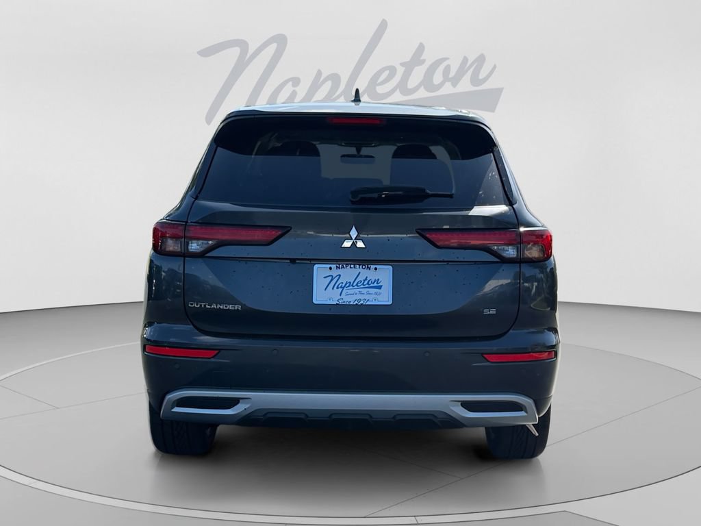 Used 2024 Mitsubishi Outlander SE FWD image 4