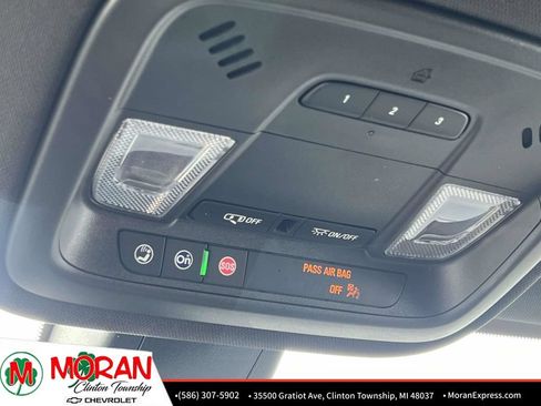 Certified 2023 Chevrolet Traverse LT w/ LT Premium Package AWD/4WD image 28
