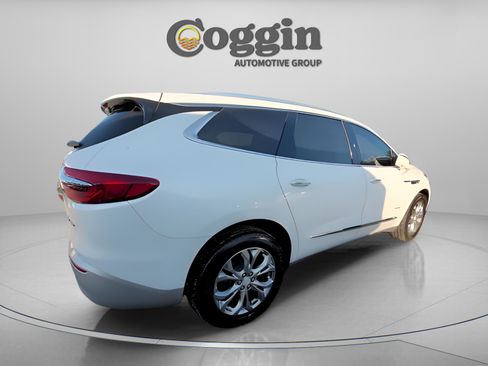 Used 2018 Buick Enclave Avenir w/ Avenir Technology Package image 10