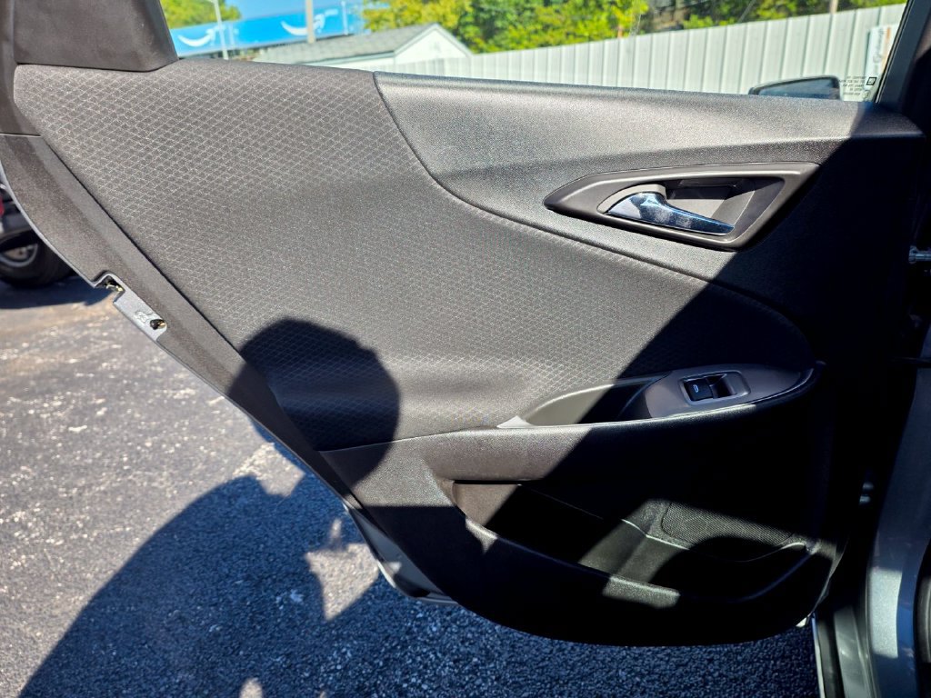Used 2025 Chevrolet Malibu LT FWD image 26