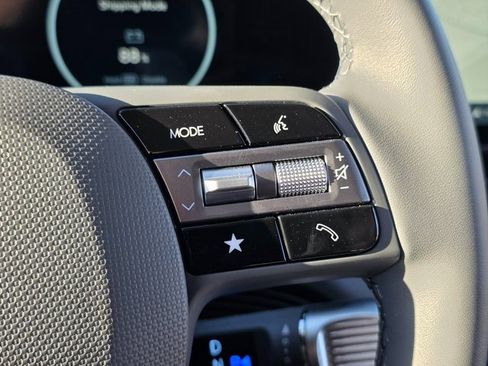 Used 2025 Hyundai Ioniq 5 SEL image 26