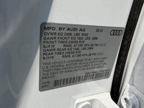 Used 2025 Audi Q5 Premium w/ Convenience Package AWD/4WD image 18