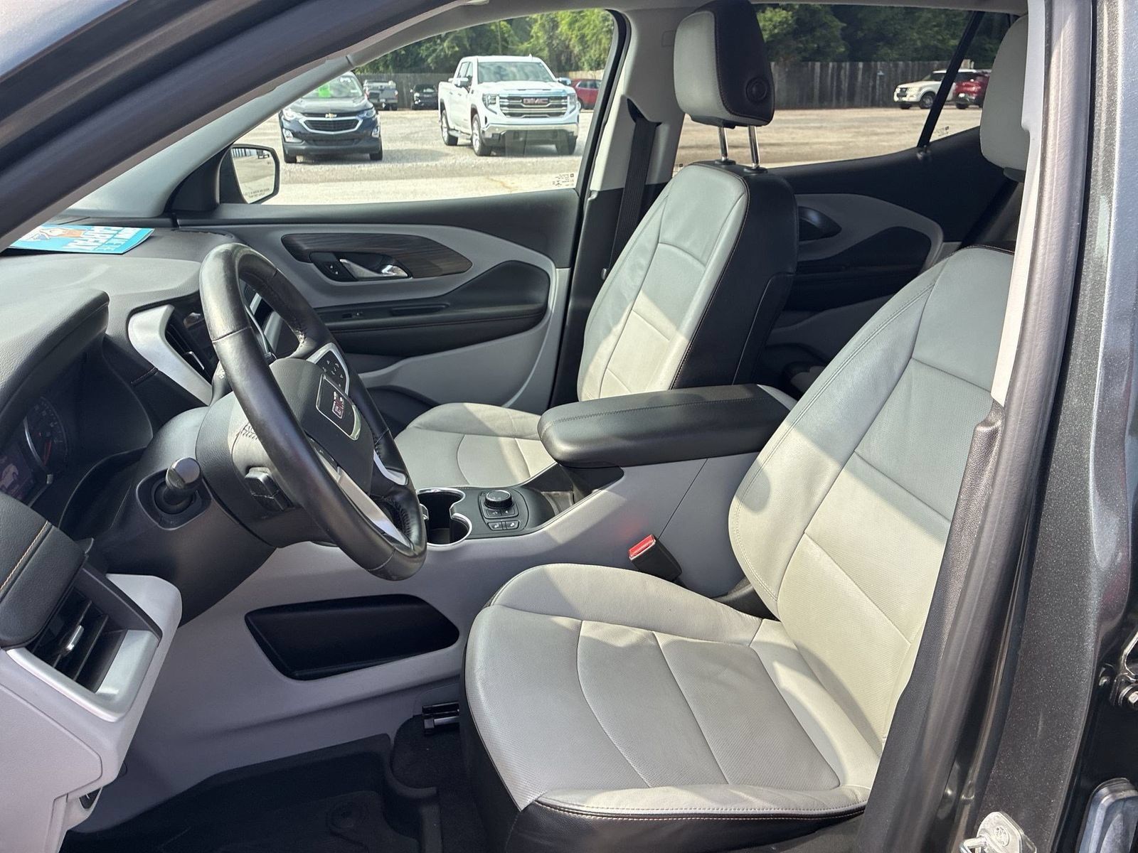 Used 2021 GMC Terrain SLT FWD image 18